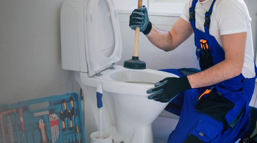 Professional clogged toilet repair in Mokane, MO